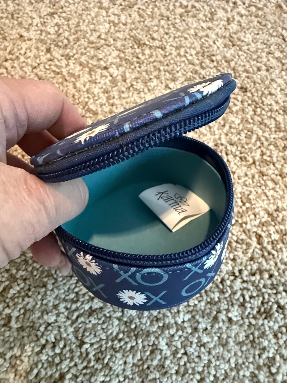 Kammra Navy Floral XO Round Jewelry Case